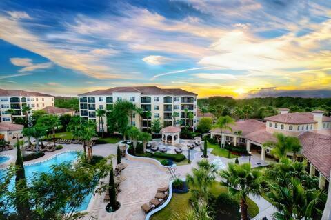 Entire Rental 3-Br Minutes From Disney X8 Hot Tub Apartment 2204 Orlando Eksteriør billede